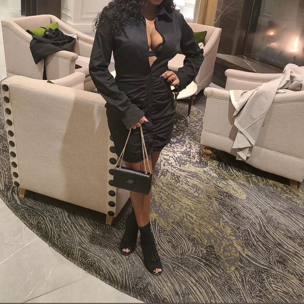 Super down black shirt dress